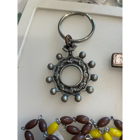 Lot Of Religious Crucifixes Handmade Rosaries Scapula & Finger Rosary Keychain - Picture 4 of 13